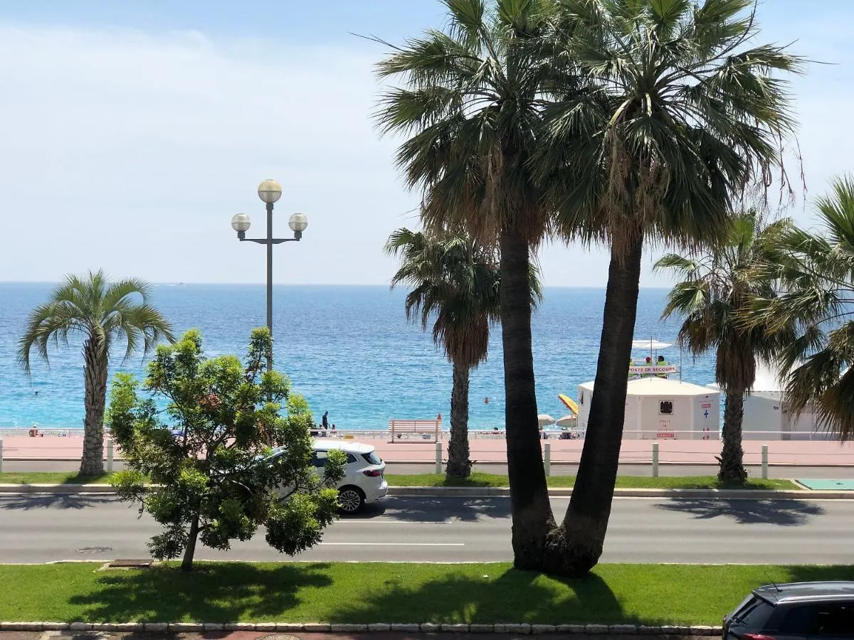 Luxe Et Charme Mediterraneen Face A La Promenade Des Anglais نيس