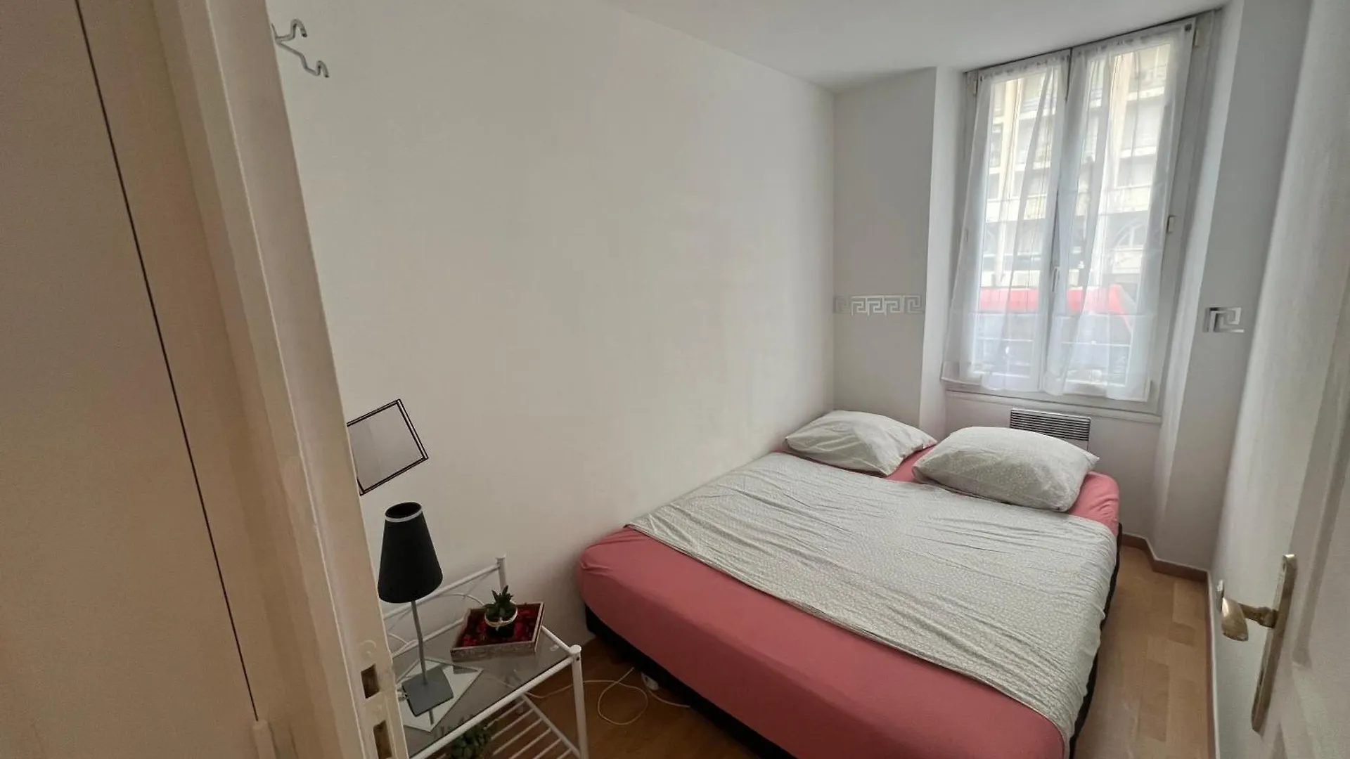 Apartment Luxe Et Charme Mediterraneen Face A La Promenade Des Anglais Nizza Frankreich