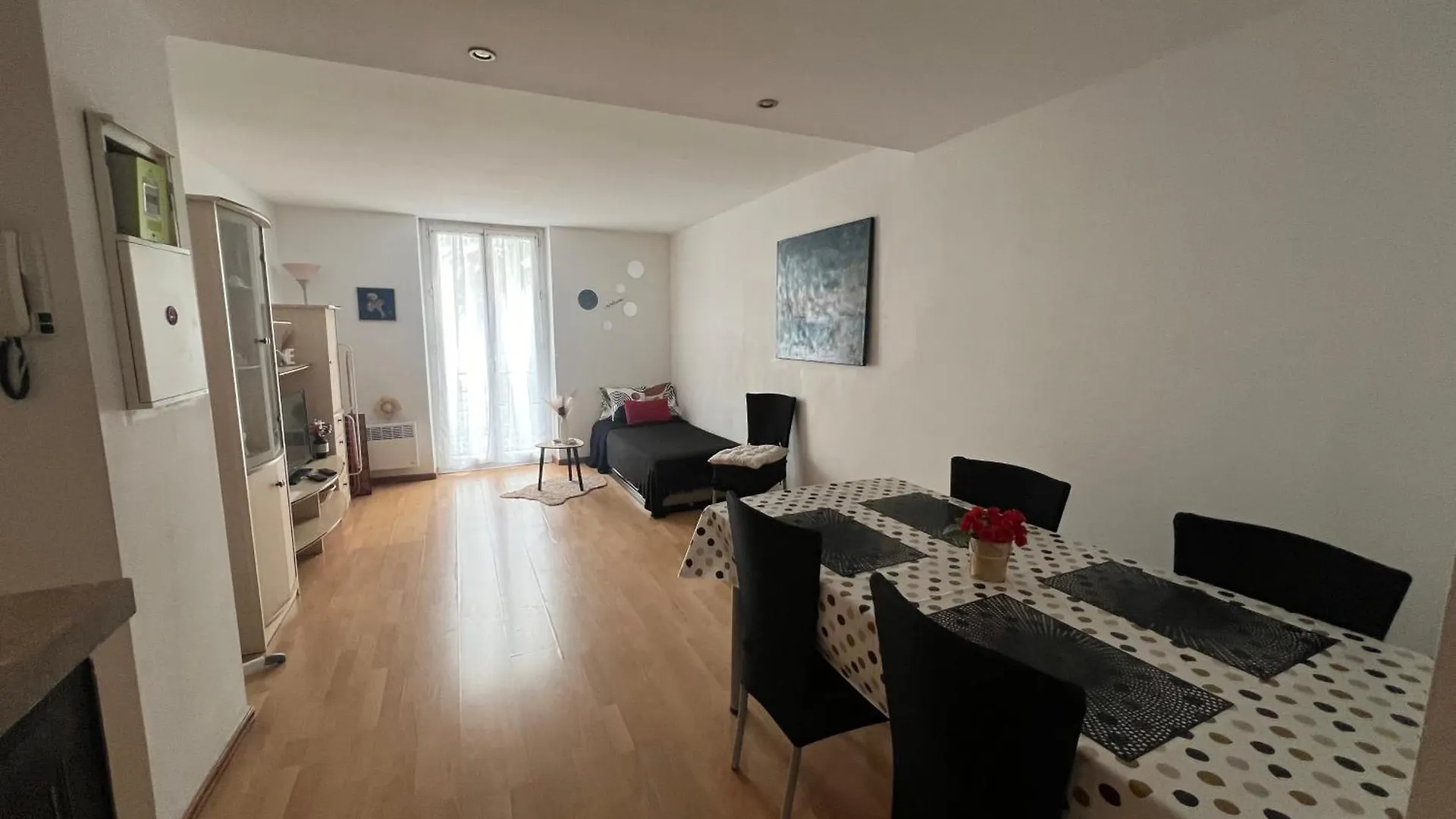 Luxe Et Charme Mediterraneen Face A La Promenade Des Anglais Nice Apartment